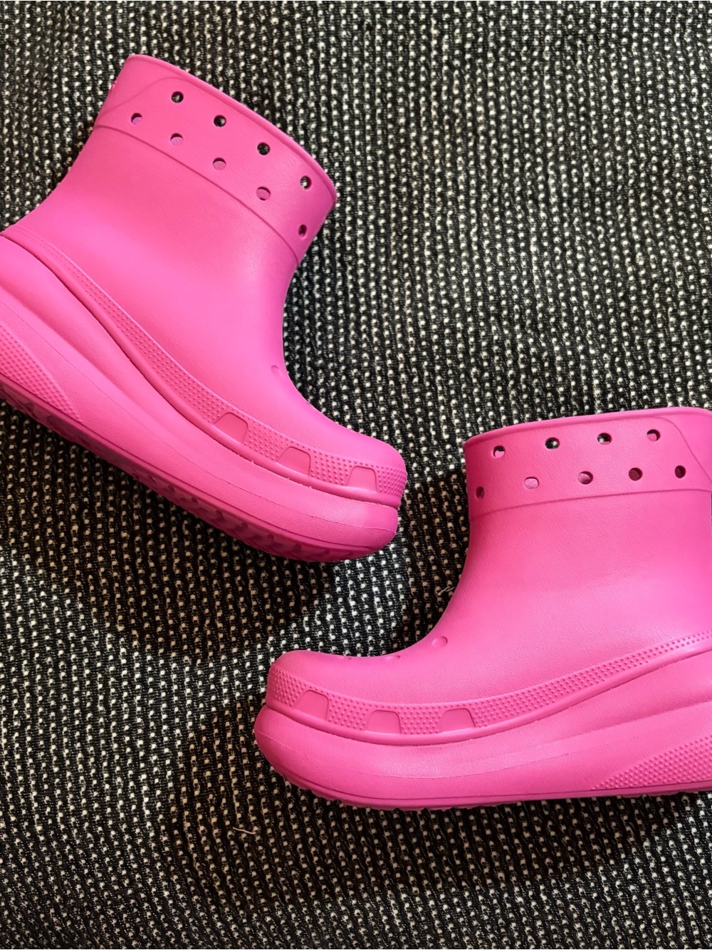 Crocs Women’s Waterproof Classic Platform Crush Boot - Fuchsia Pink Size 7